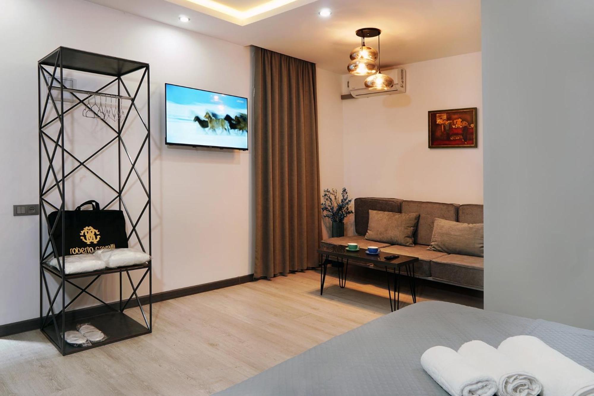 Hotel Varla 库塔伊西 外观 照片
